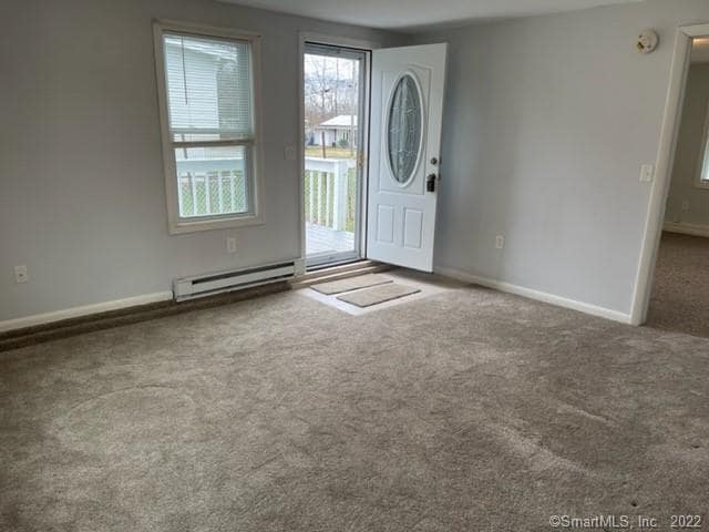 29 Meeting House Ln in Ledyard, CT - Building Photo - Building Photo