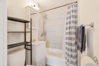 17 Margin St, Unit 5 in Boston, MA - Building Photo - Building Photo