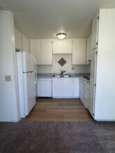 1817 E Grand Ave in Escondido, CA - Building Photo - Building Photo