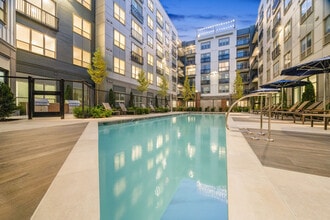 Hanover Everett in Everett, MA - Building Photo - Building Photo