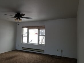631 Oakmont Rd, Unit 2 in Billings, MT - Foto de edificio - Building Photo