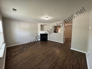 5130 Grays Ridge Dr in Charlotte, NC - Building Photo - Building Photo