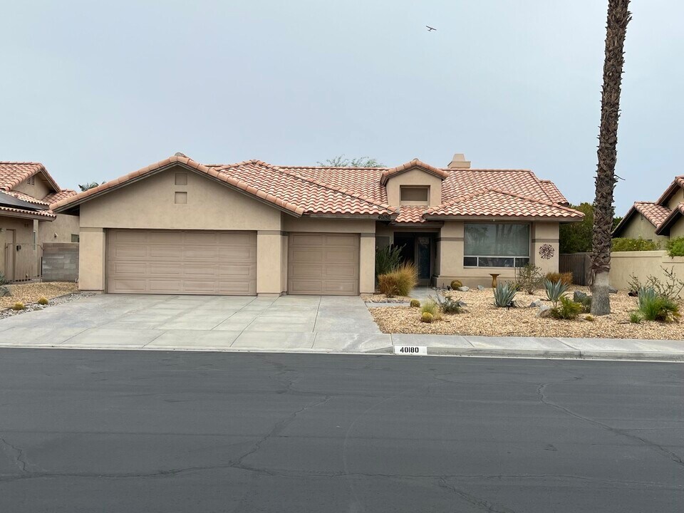 40180 Eastwood Ln in Palm Desert, CA - Building Photo