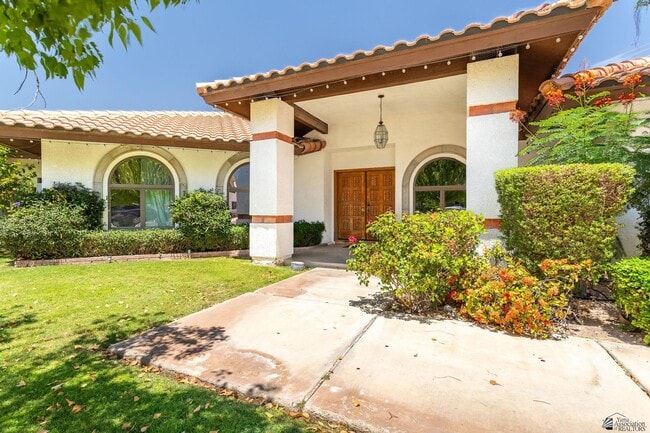 property at 3208 S Palomino Way