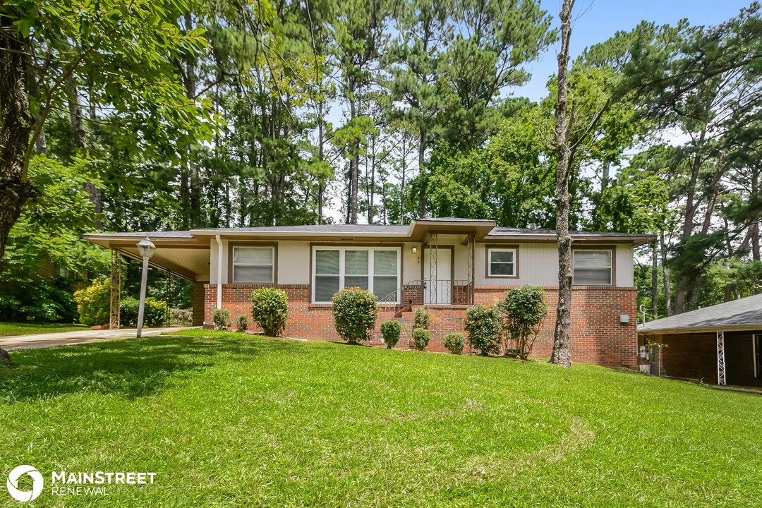 39 Sunset Ln in Birmingham, AL - Building Photo