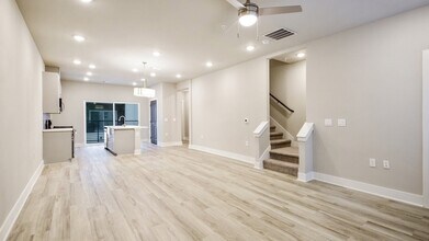 3353 Wynwood Dr in Plano, TX - Foto de edificio - Building Photo