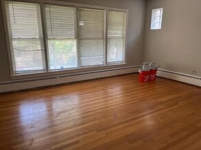 6100 S Kenneth Ave in Chicago, IL - Building Photo - Building Photo