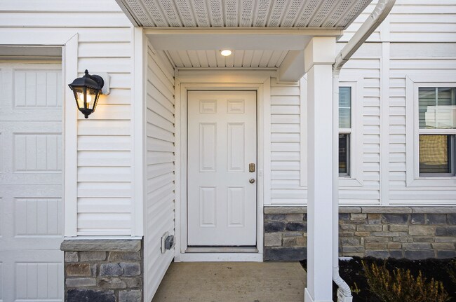 6393 Bellmouth Rd in Galloway, OH - Building Photo - Building Photo