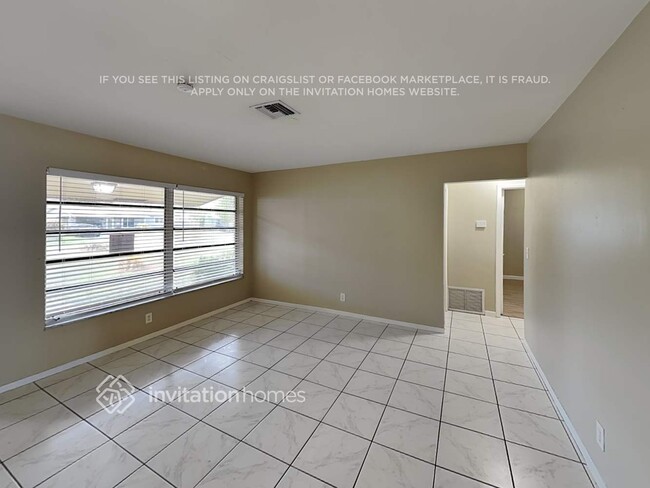 1772 NW 38th St in Oakland Park, FL - Building Photo - Building Photo
