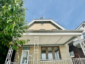 1628 Fallowfield Ave in Pittsburgh, PA - Building Photo - Building Photo