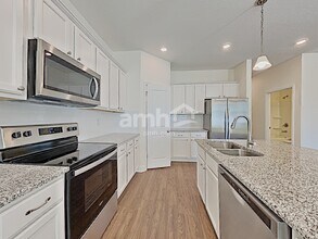 4501 Reisswood Loop in Palmetto, FL - Building Photo - Building Photo