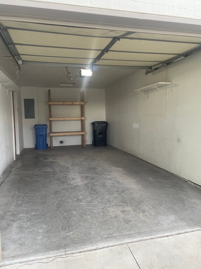 1351 E Oakland St in Rapid City, SD - Building Photo - Building Photo