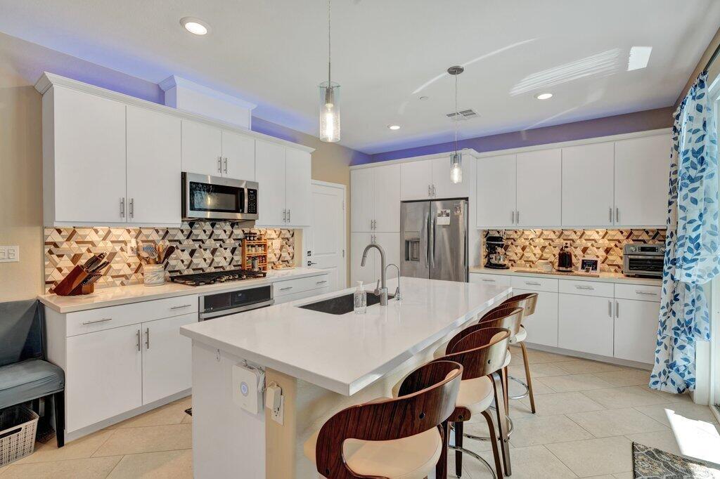 76345 Cornell Wy in Palm Desert, CA - Building Photo