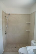 4600 Catalpa St, Unit 3 in Los Angeles, CA - Building Photo - Building Photo