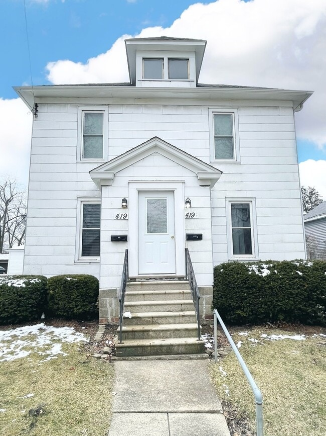 property at 419 N 6th St