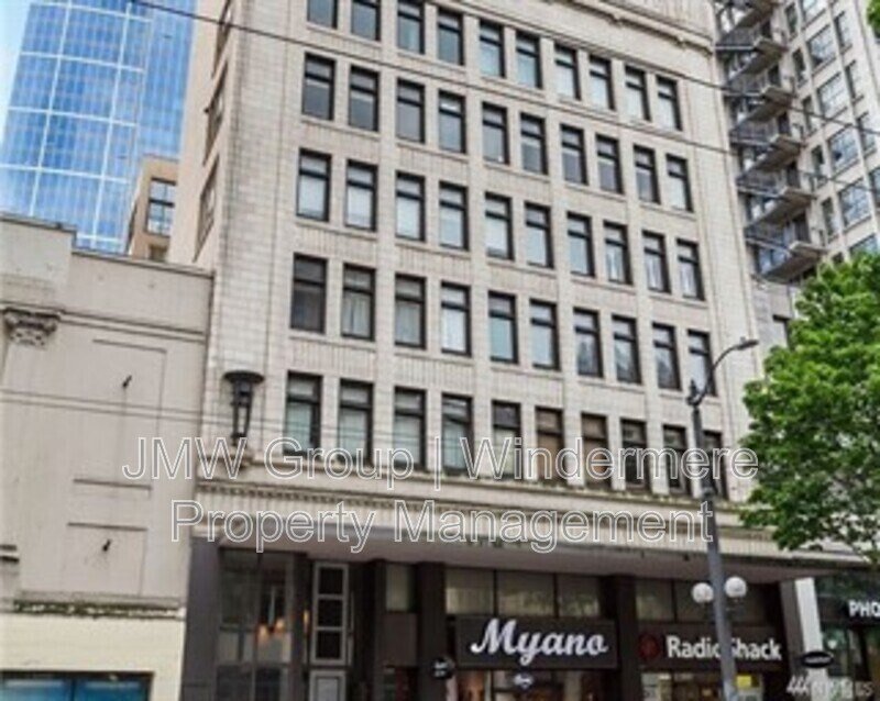1519 3rd Ave in Seattle, WA - Foto de edificio