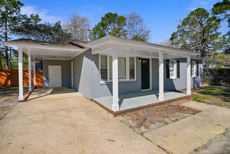2312 Enloe St in Fayetteville, NC - Building Photo - Building Photo