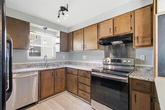 1742 S Central Ave in Flagler Beach, FL - Foto de edificio - Building Photo