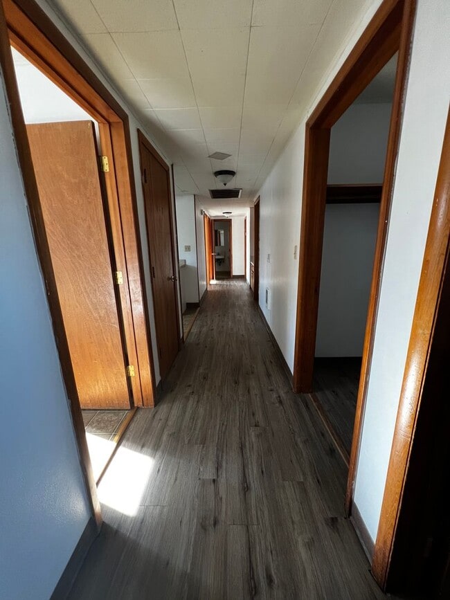 property at 802-806 Queen Ave SE