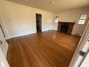 20 Rutherford Ln in Bunker Hill, WV - Building Photo - Building Photo