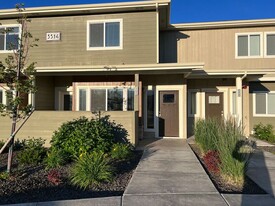 3514 E Grand Forest Dr