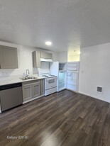 1281 Royvonne Ave SE, Unit 1 Apartamentos