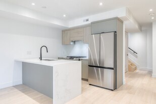 37 Boustead Ave in Toronto, ON - Building Photo