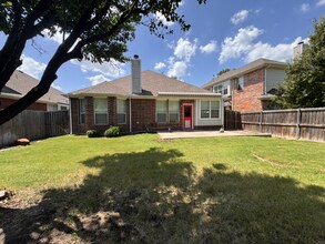 2105 Lanshire Dr in McKinney, TX - Building Photo - Building Photo
