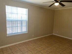 4711 Palisade Dr in Houston, TX - Building Photo - Building Photo