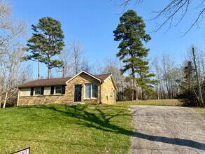 1322 Shady Lawn Dr in Clarksville, TN - Building Photo - Building Photo