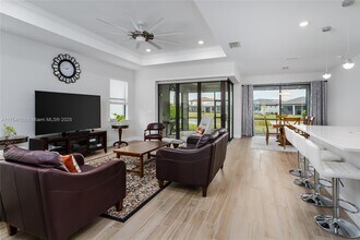 1876 Terreno Blvd in Naples, FL - Building Photo - Building Photo