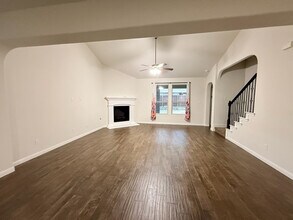 565 Lindisfarne Ln in Saginaw, TX - Building Photo - Building Photo