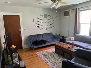 23 Liscomb St, Unit 1 in Worcester, MA - Building Photo - Building Photo