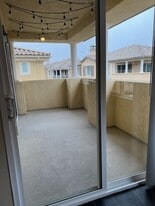 23900 Brescia Dr in Santa Clarita, CA - Building Photo