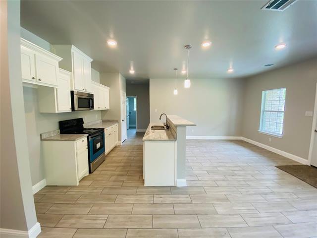 4202 Henderson St in Greenville, TX - Building Photo - Building Photo