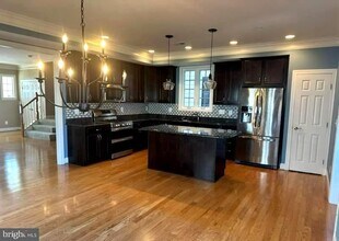 113 Henry Stoupe Way in Chester, MD - Building Photo - Building Photo