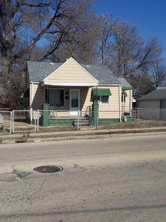 1705 E Laurel St in Springfield, IL - Building Photo