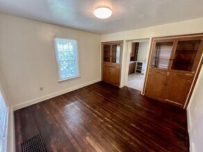 319 SW 10th St in Corvallis, OR - Building Photo - Building Photo