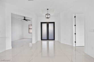 1609 Nelson Rd N in Cape Coral, FL - Building Photo - Building Photo