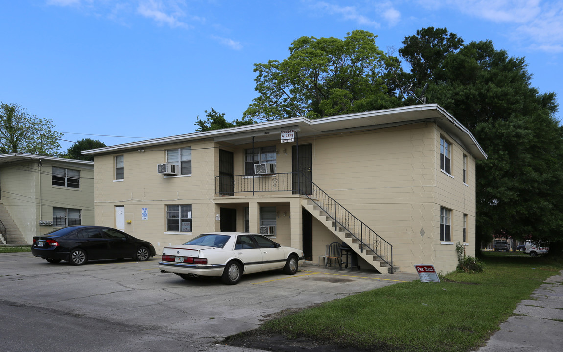 1707 Logan St in Jacksonville, FL - Foto de edificio