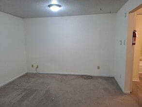1026 Southpark Dr in Columbia, MO - Building Photo - Building Photo