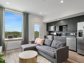 1800 E 4th St in Austin, TX - Building Photo - Building Photo