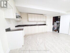 61 Albert Roffey Crescent in Markham, ON - Building Photo - Building Photo