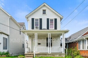 814 Summit St in McKeesport, PA - Building Photo