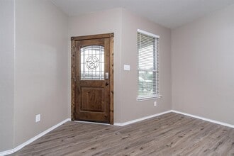 808 Big Sur Trail in Taylor, TX - Building Photo - Building Photo