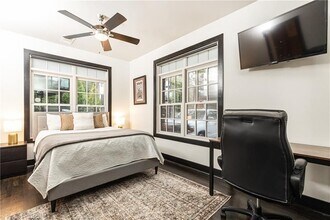 1300 DeKalb Ave NE in Atlanta, GA - Building Photo - Building Photo