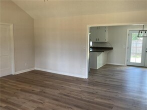 2452 Kilgore Rd in Buford, GA - Building Photo - Building Photo