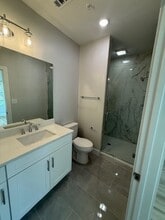 Linden Lane in Athens, GA - Foto de edificio - Building Photo