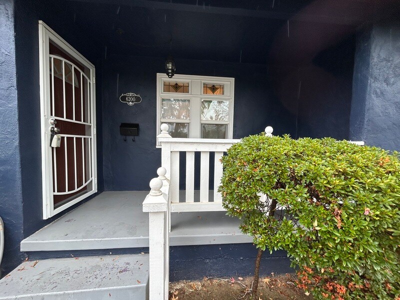 6200 11th Ave in Sacramento, CA - Building Photo