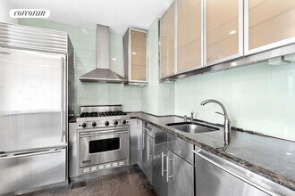 189 Bridge St in Brooklyn, NY - Building Photo - Building Photo